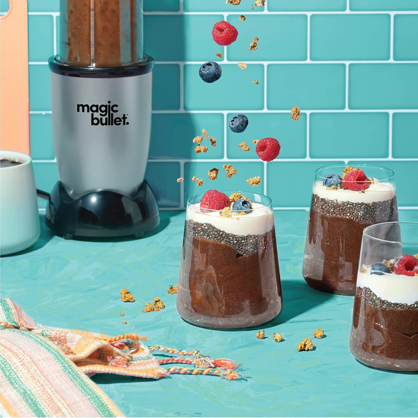 Magic Bullet MB4-0612 High-Speed Blender 4-Piece Set – Multi-Function Mixer, Black/Silver