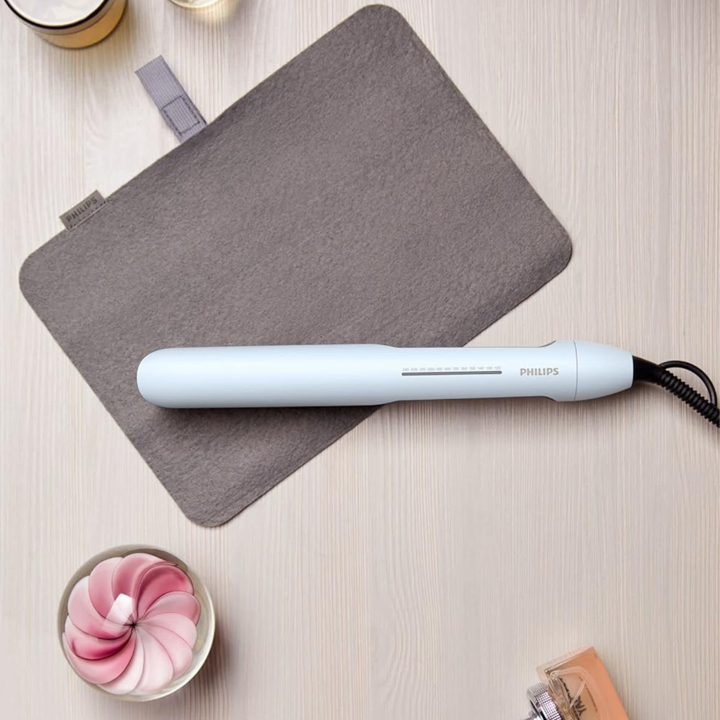 Philips 5000 Series Hair Straightener BHS520/03 – Pale Sky Blue